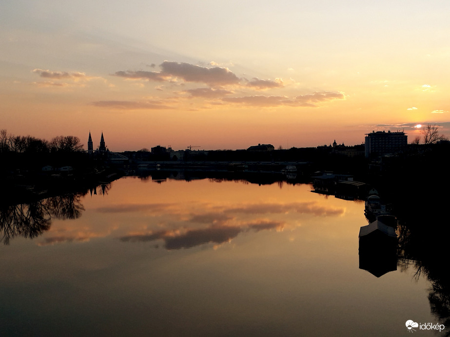 Naplemente Szegeden.