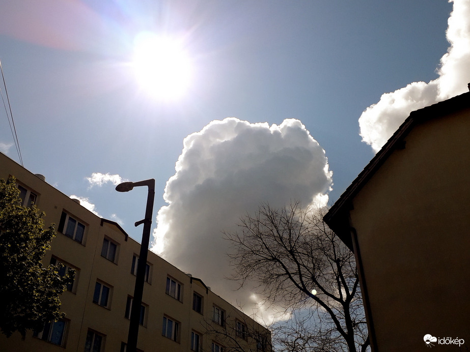 Délelőtti felhő Szegeden