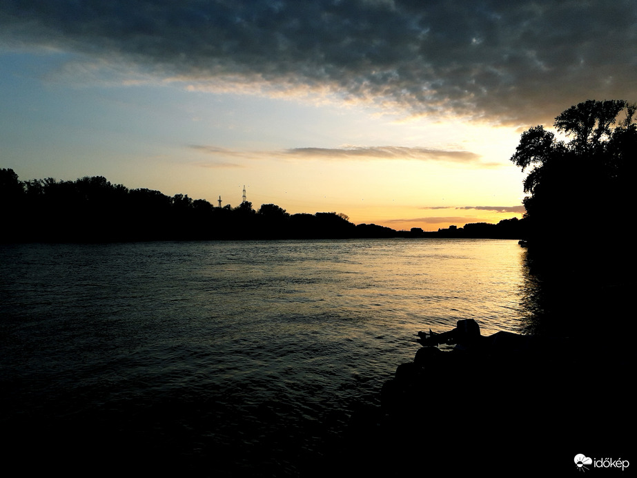 Naplemente Szegeden.