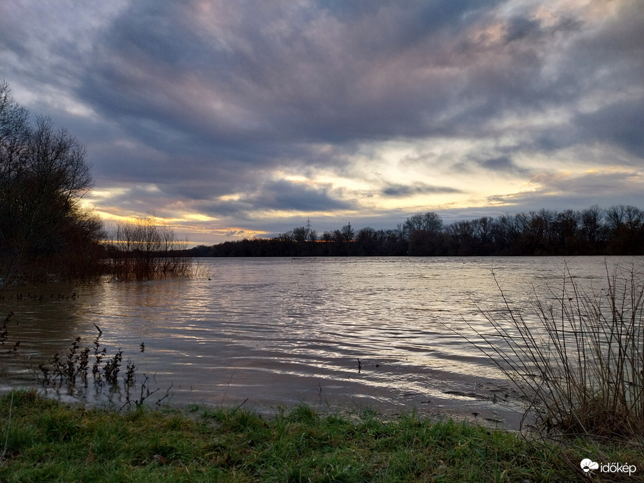Napfelkelte Szeged.