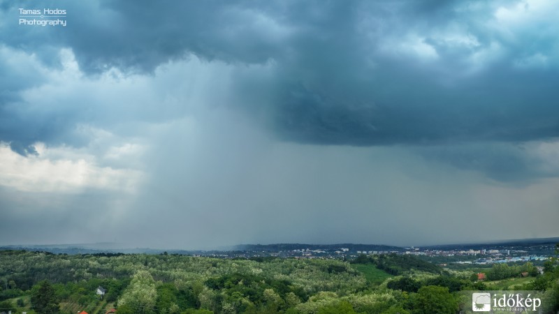 Egerszeg öntözése. Első felvonás