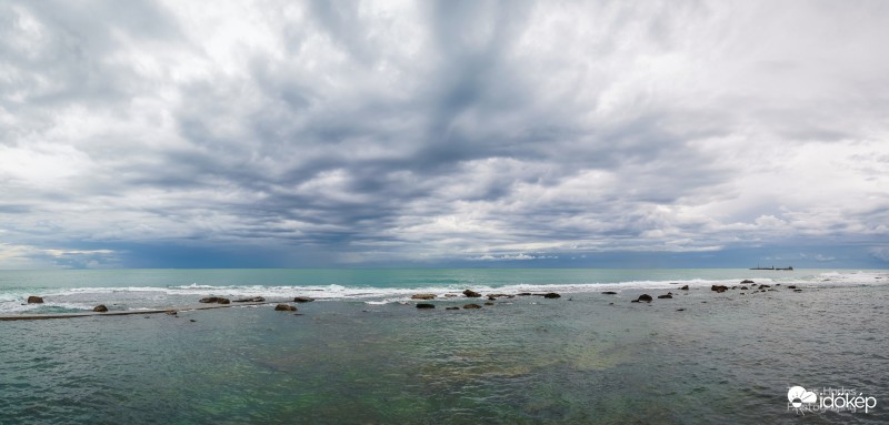 Tengeri panoráma, méghogy csak napsütésbe lehet szép :)