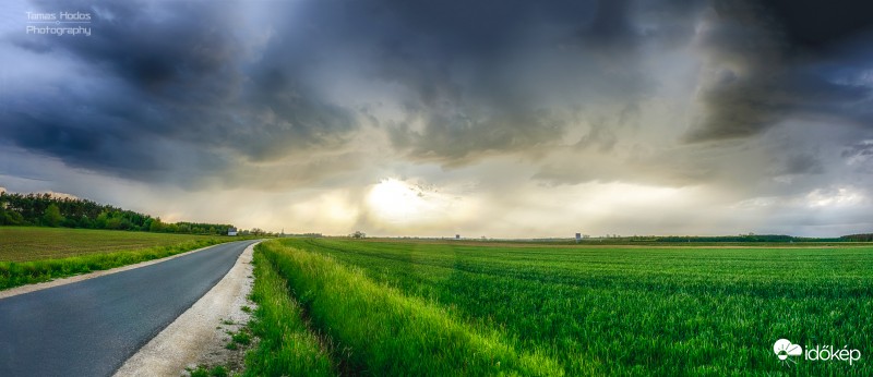Tegnap este nem sikeredett a legjobban a panoráma összerakása, ez már jobb ;)