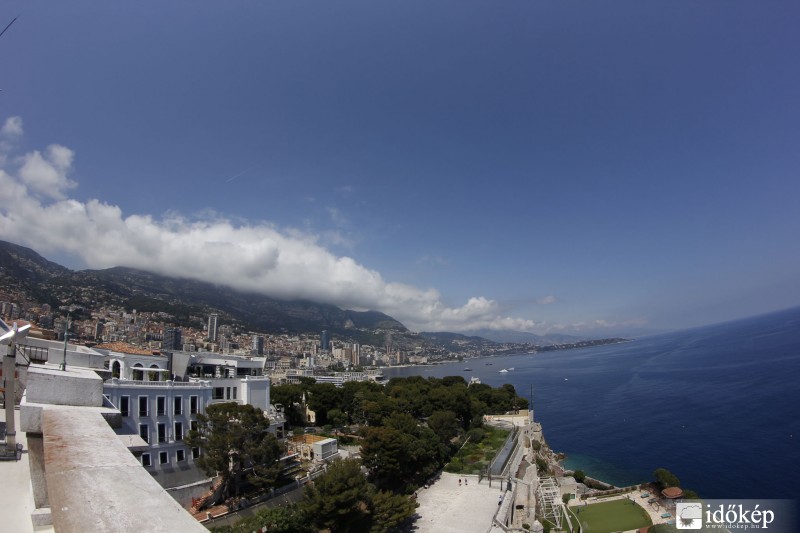 Kilátás az Oceanográfiai Múzeum tetejéről