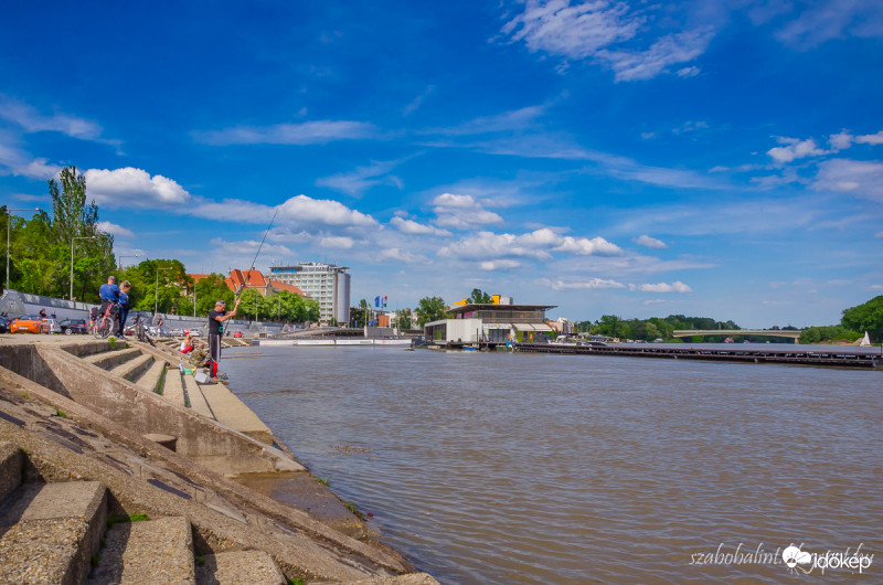 Az áradó Tisza Szegednél