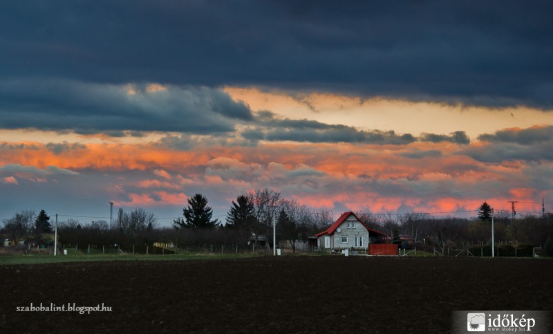 Szegeden ma napnyugta előtt