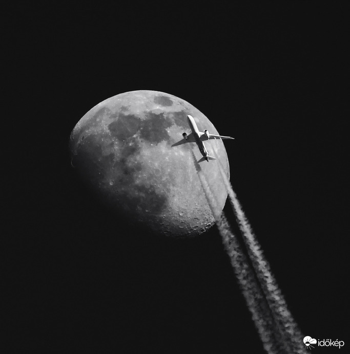 Hold és repülő "találkozása"