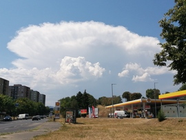 UFO felhő Miskolc felett