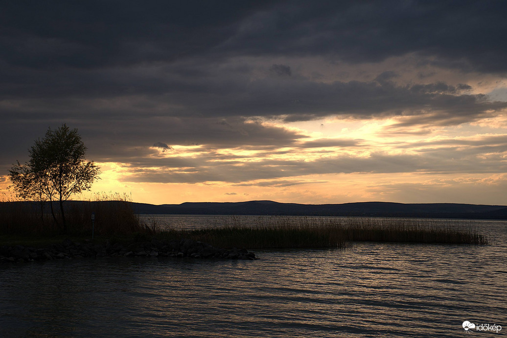 Tavasszal a strandon