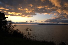 Februári naplemente