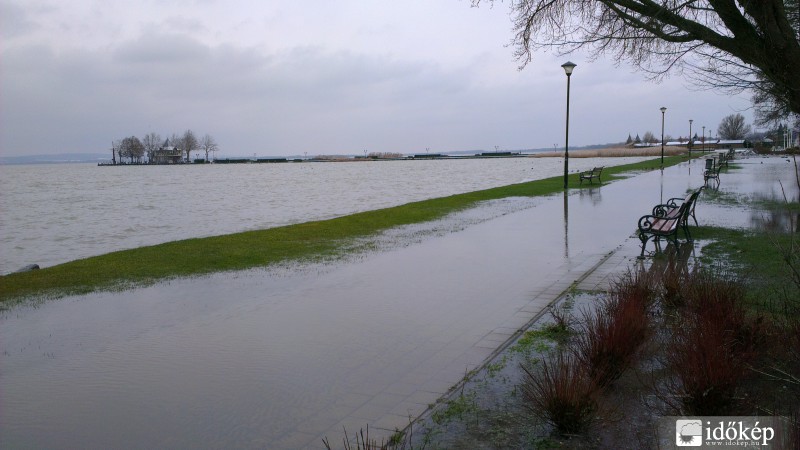 Balaton part