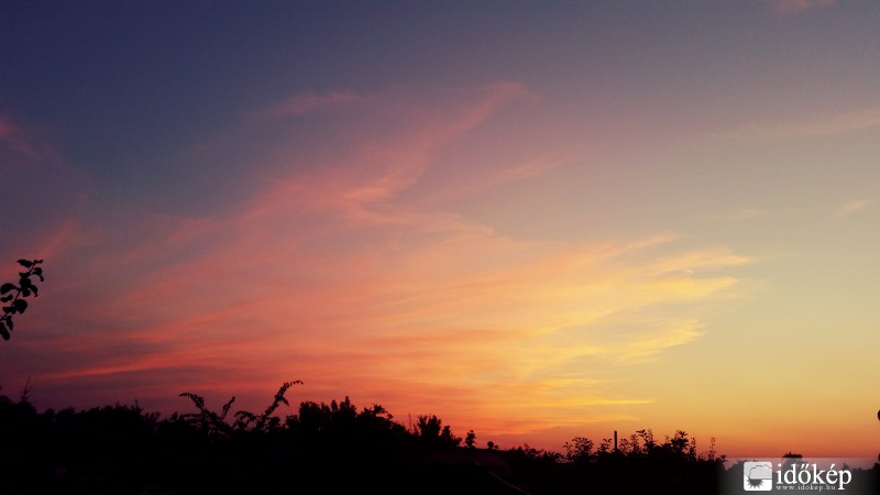 Tegnapi naplemente Dabasról