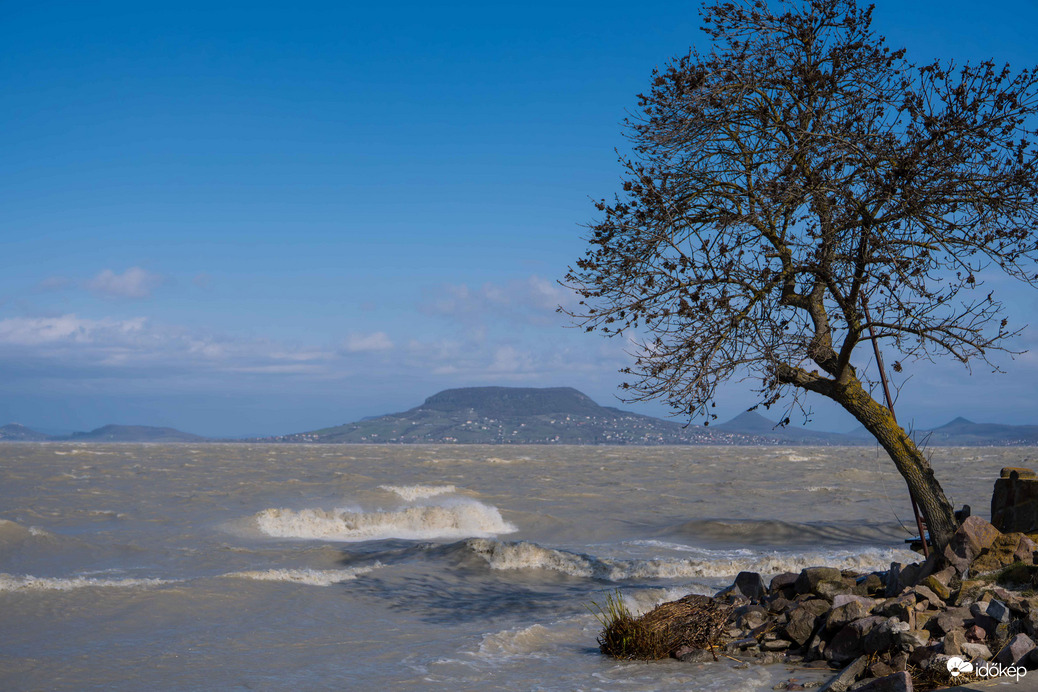 Viharos Balaton