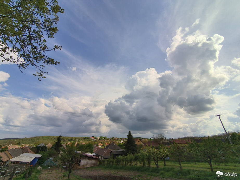 Vácegres