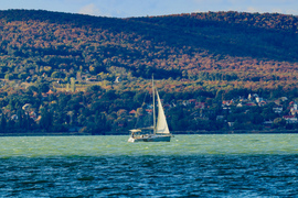 Árnyékhatáron