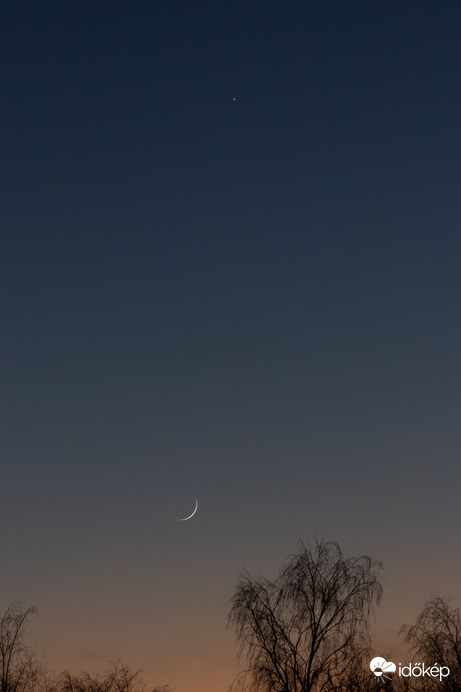 Holdsarló a Jupiter társaságában