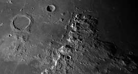 Montes Apenninus és vidéke.