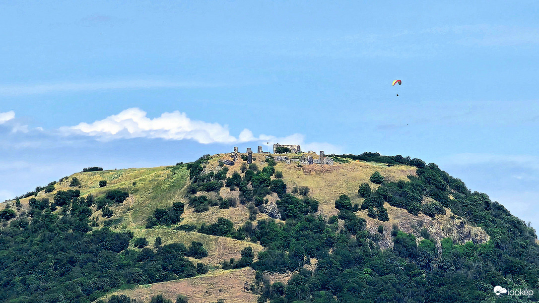 Csobánci siklóernyőzés
