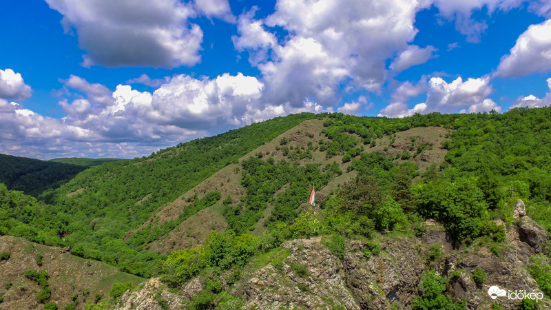 Szarvaskői vár