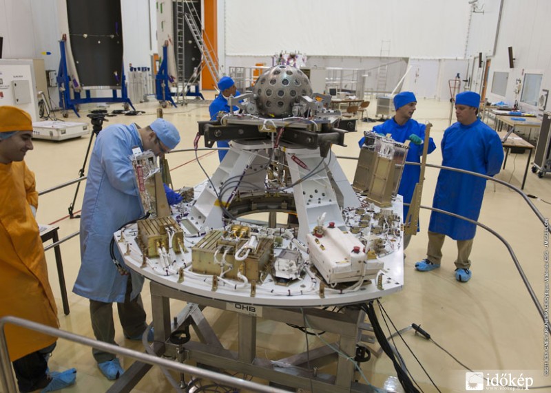 MASAT-1 összeszerelés