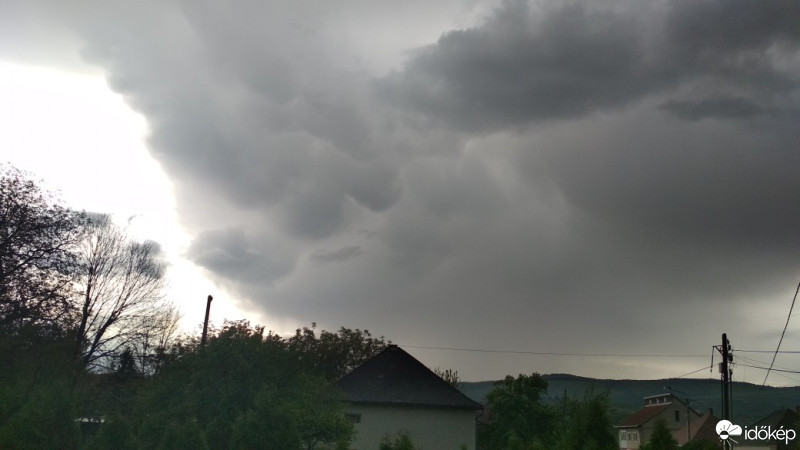 Felsőtárkány
