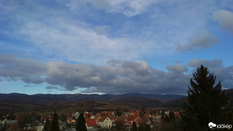 Felsőtárkány