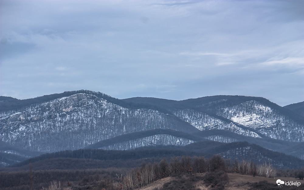 Pes-kő és Cserepes-kő