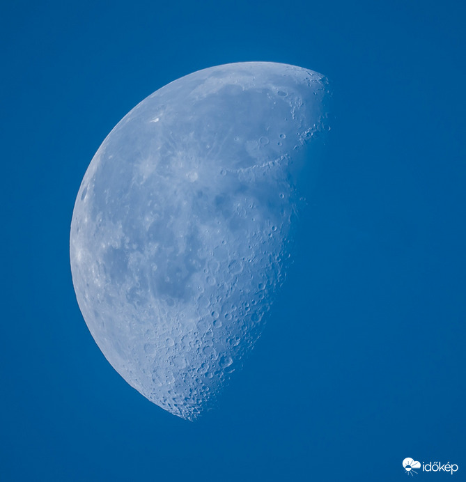 utolsó negyed előtt