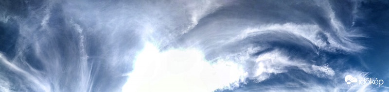 cirrus-panoráma