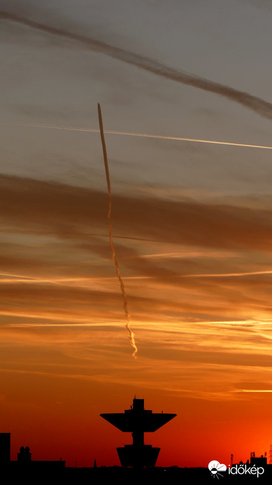 ...fellövés...  :)