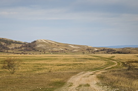 Dolomitsziklás dombok