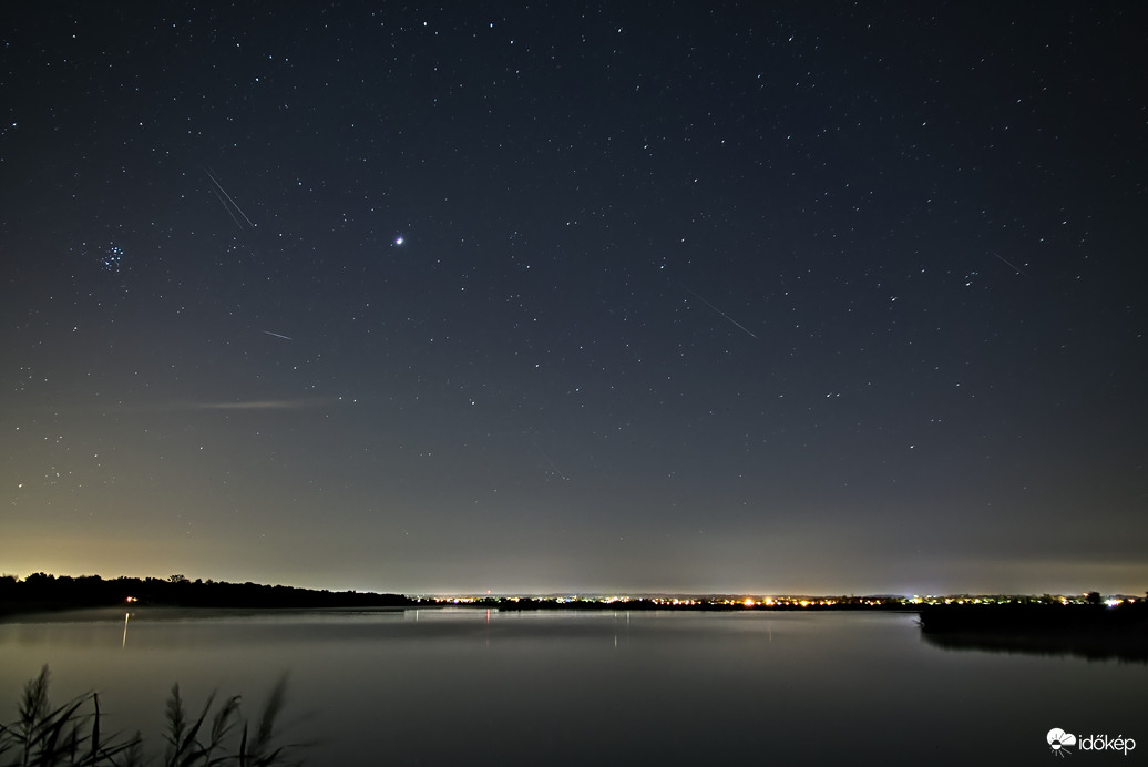Perseidák a Velencei-tó felett
