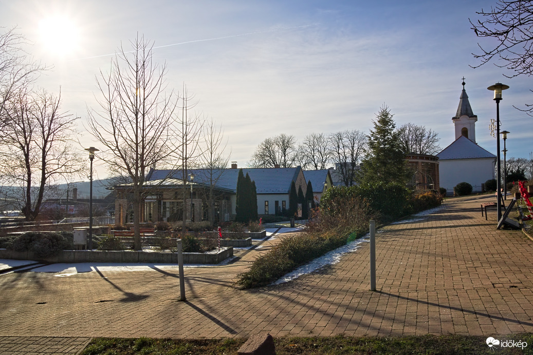 Tab főtere és a tél