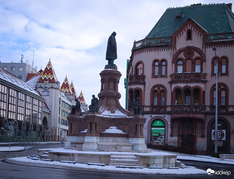 Zsolnay