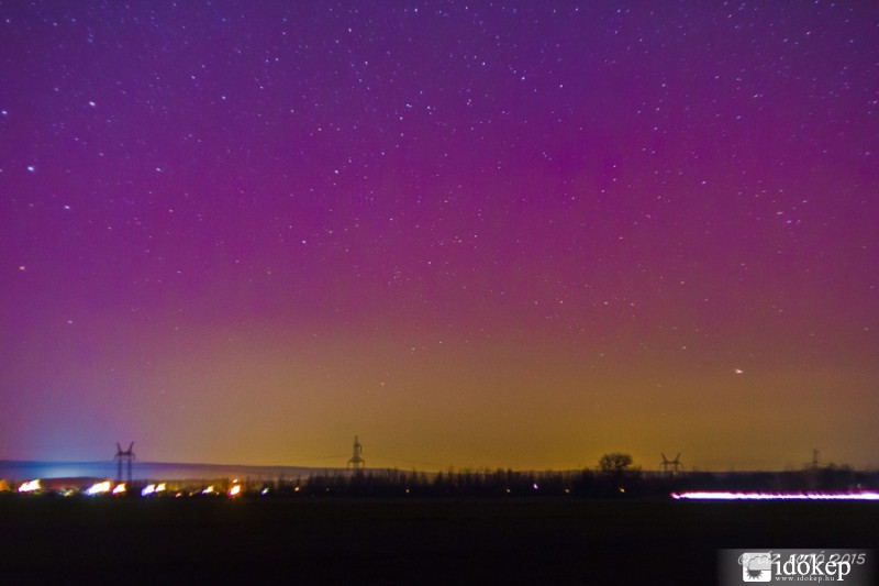 Sarki fény bíborban