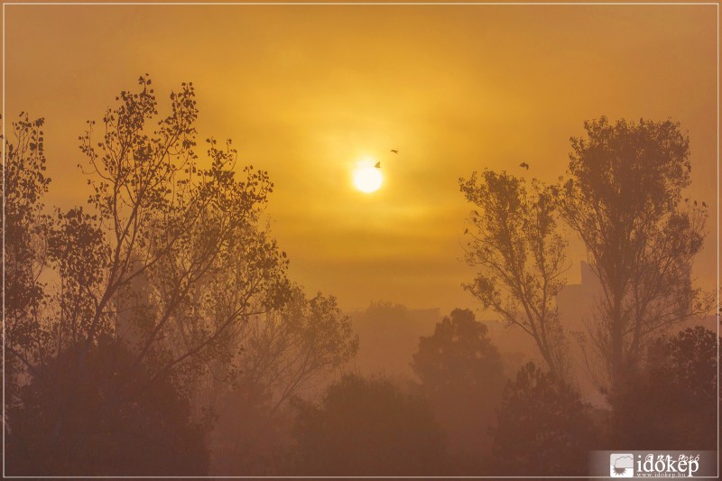 őszi napkelte