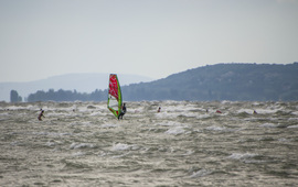 Viharos balaton.
