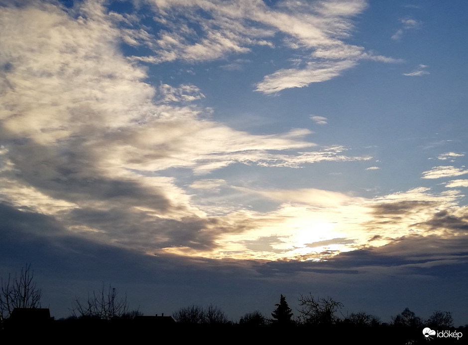 Polgárdi 16:25