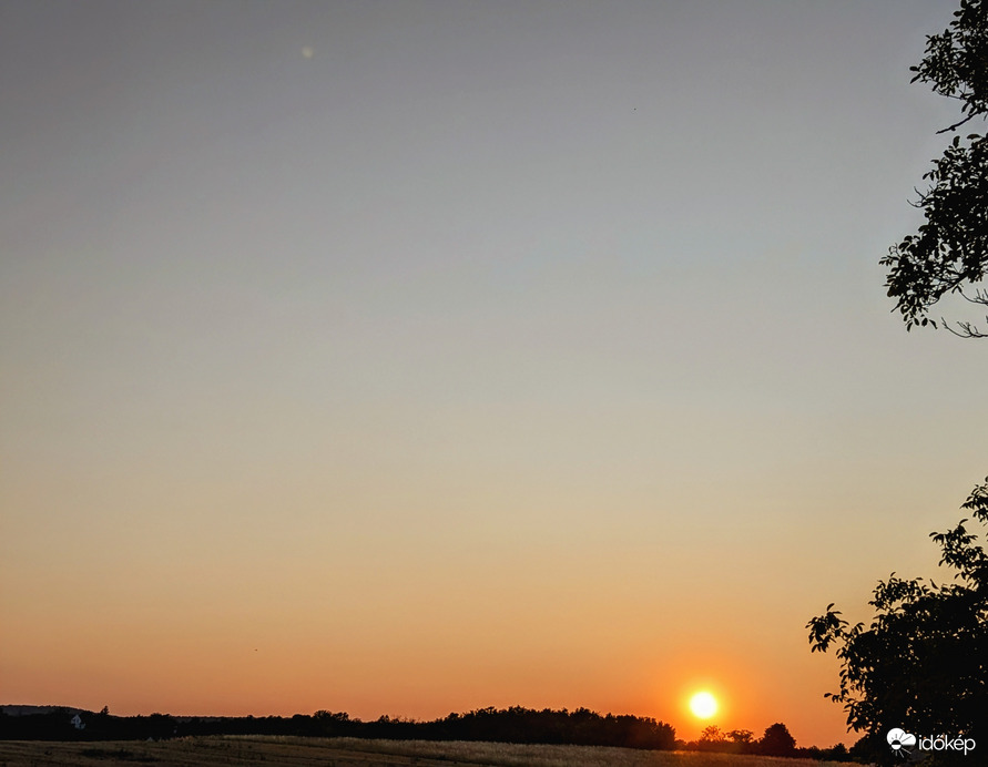 Polgárdi, sehol egy felhő 