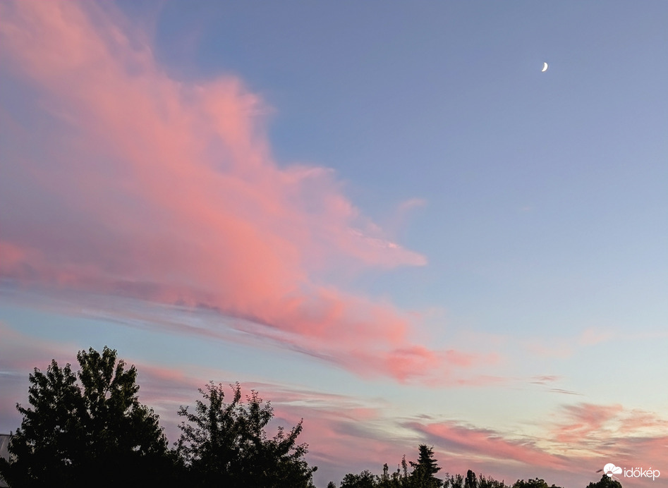 Polgárdi, alkonyi színek 