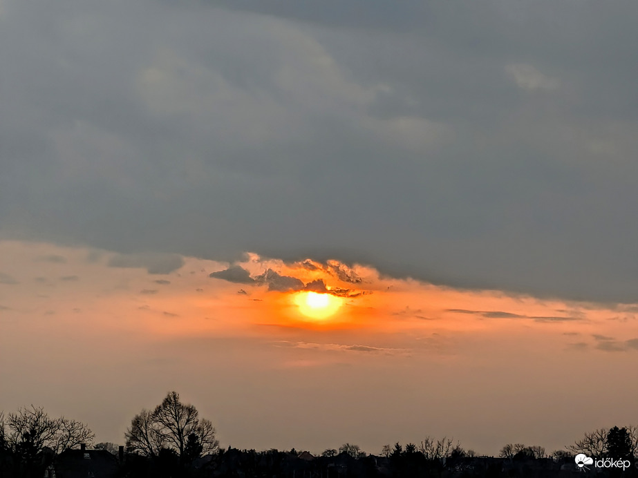 Polgárdi, egy pillanatra megmutatta magát 