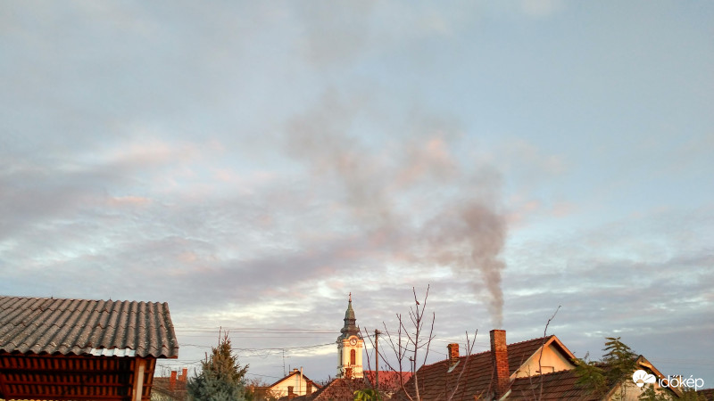 Felhőkép füsttel