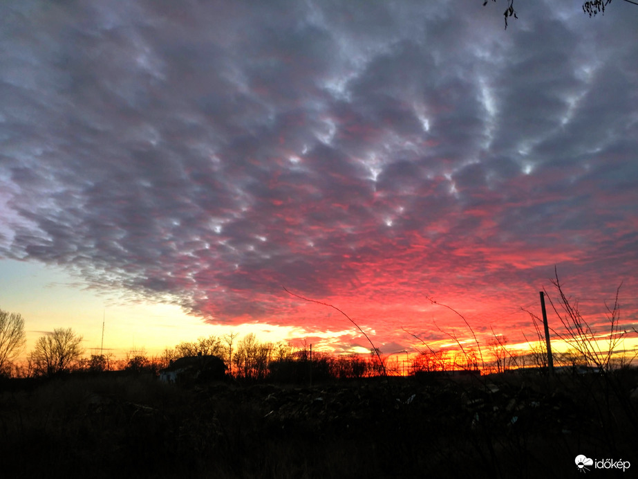 Jászjákóhalma felett