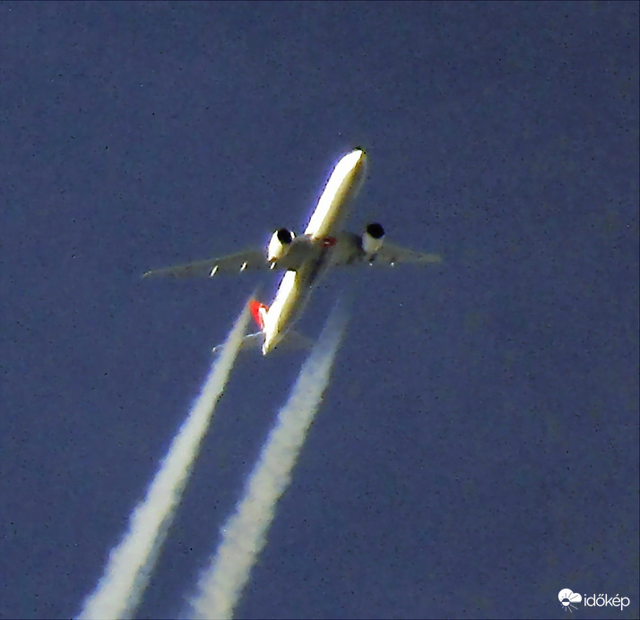 BUDAEST FELETT, 10000-11000 MÉTER MAGASAN