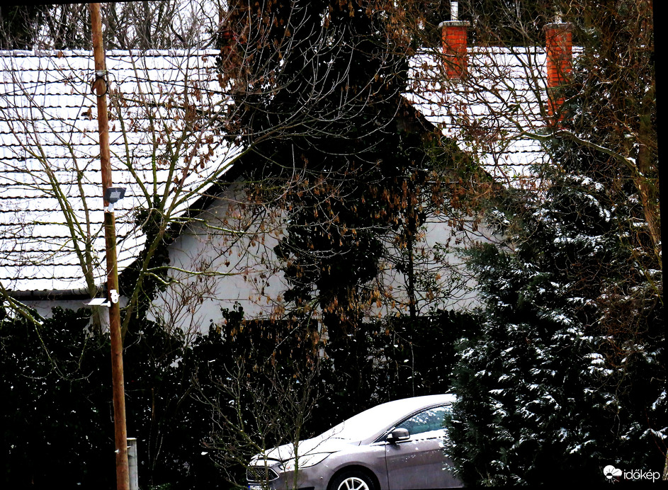 DÁNY, ISMÉT ESIK A HÓ -- 2026 02 03 reggel