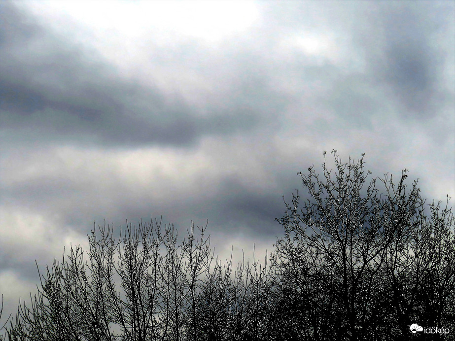 DÁNY, FELHŐKÉP DÉLUTÁN -- 2026 02 08 - 15:00 local