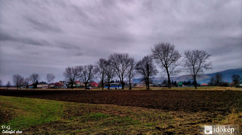 Esős február