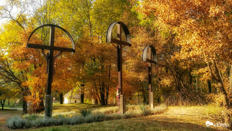 A Ciszterci Apátságnál