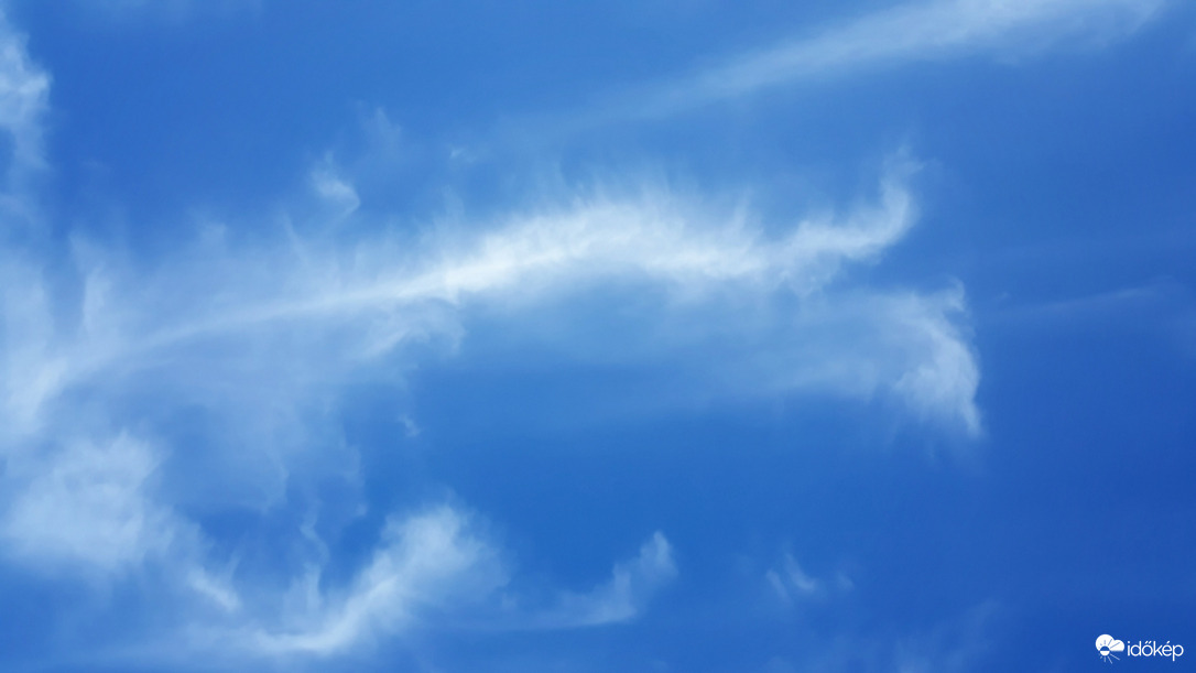Cirrusok a délutánban 02.16.