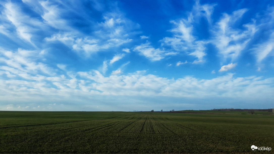 Cirrusok a délutánban 02.16.